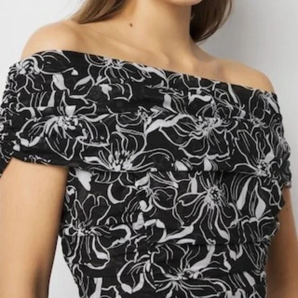 NWT WHBM BLACK and WHITE OFF THE SHOULDER LINED RUCHED TOP SIZE XS - Picture 3 of 6